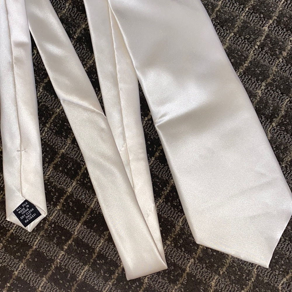 White Nicole Miller tie